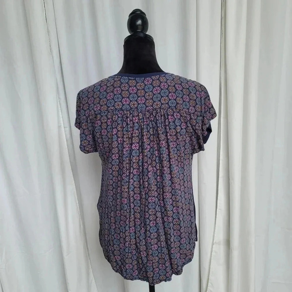 Cabernet Woman's T-Shirt Top Blouse Navy Blue Stretch Back Red Abstract Sz Small - Picture 3 of 13